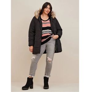 Torrid Fit and Flare Puffer Winter Jacket Black Size 2 18/20